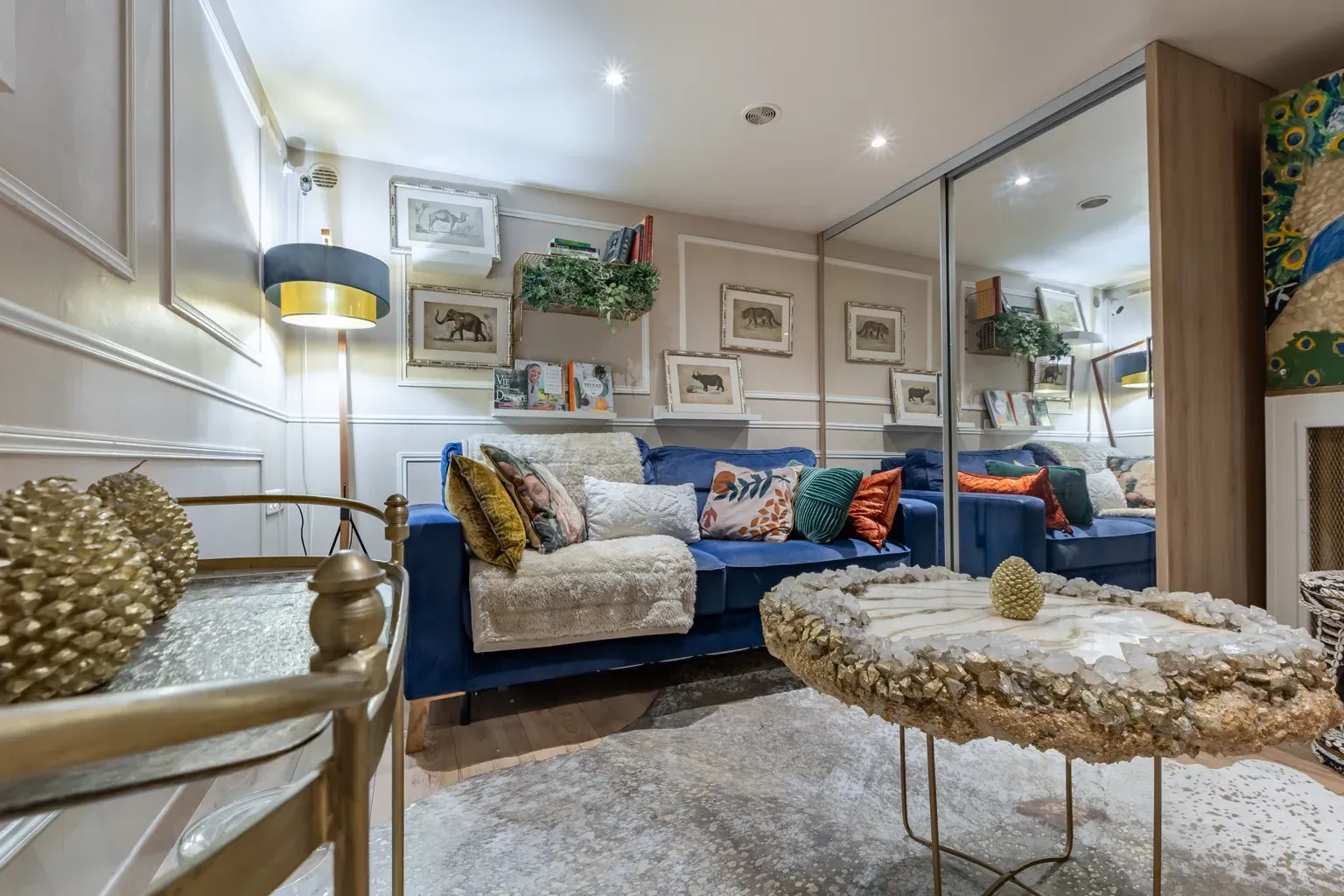 Charming 65m² Venue in Passy, Paris 16th - Ideal for Events & Productions
