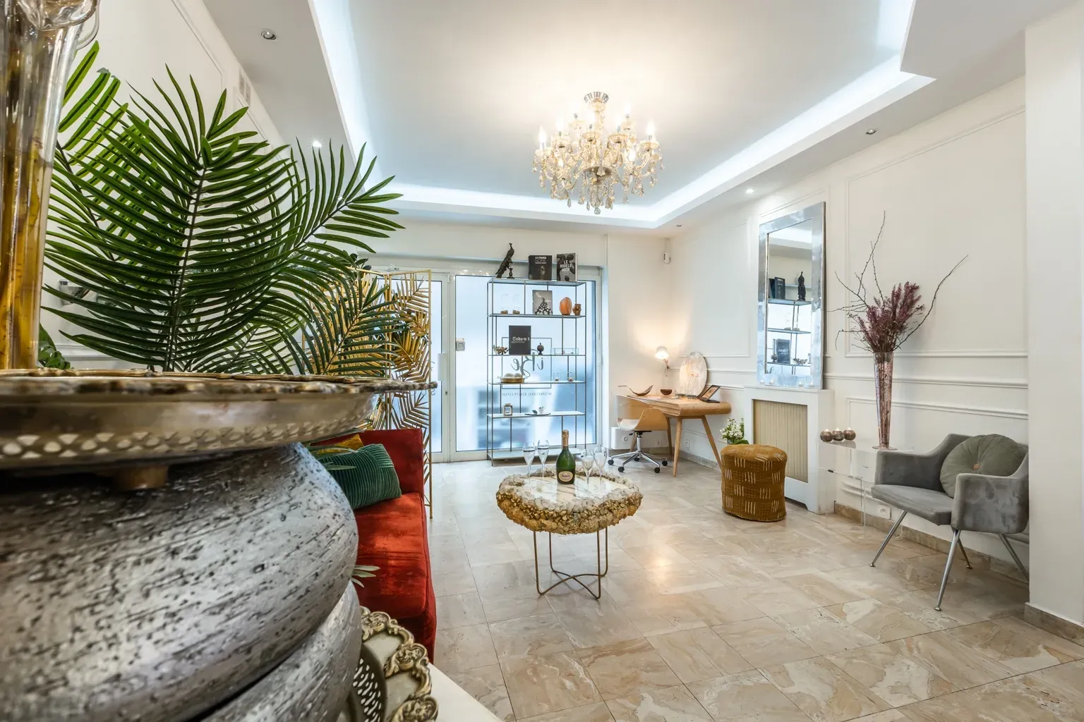 Charming 65m² Venue in Passy, Paris 16th - Ideal for Events & Productions