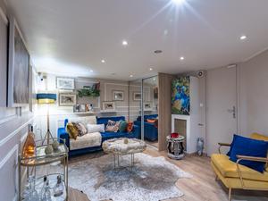 Charming 65m² Venue in Passy, Paris 16th - Ideal for Events & Productions