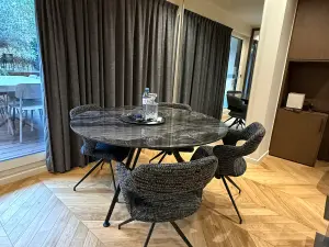 Stylish Flat with Private Terrace near Arc de Triomphe