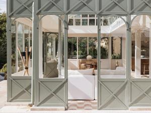 Demeure en brique et pierre avec jardin près de Paris — Lieu de séminaire et d'événement