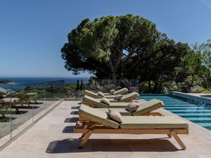 Luxury Villa for Events with Sea View above Gigaro