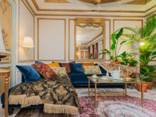 Louis XVI-Style Flat for Events in Paris's 10th Arrondissement