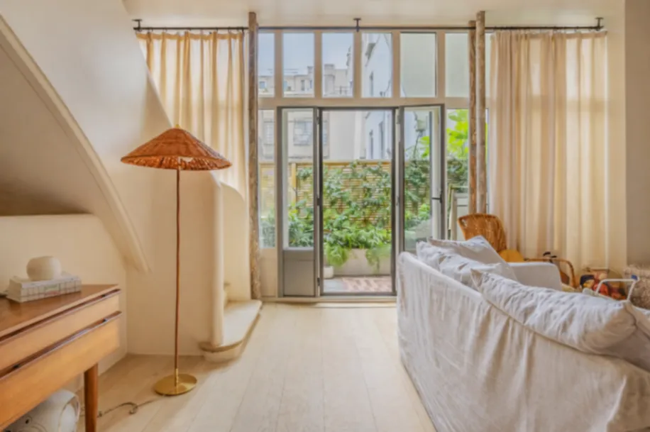 Triplex pour événements professionnels et productions audiovisuelles à Paris 10e