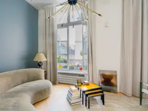 Chic Parisian Apartment Near the Louvre for Events and Productions