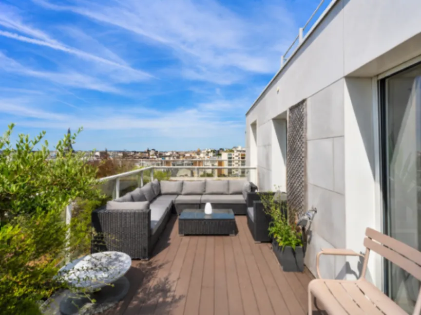 Private Daytime Event Venue with Paris Rooftop Views