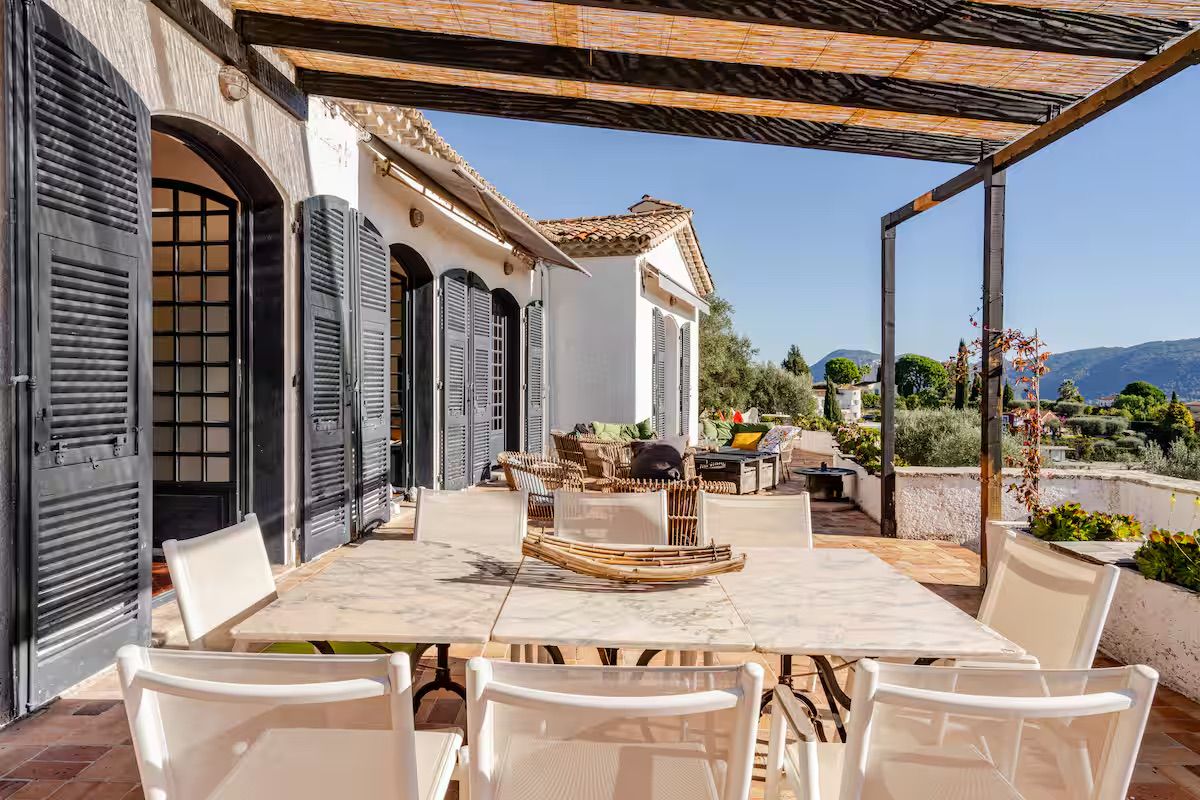 Villa with Sea and Mountain Views in Nice | Native Spaces