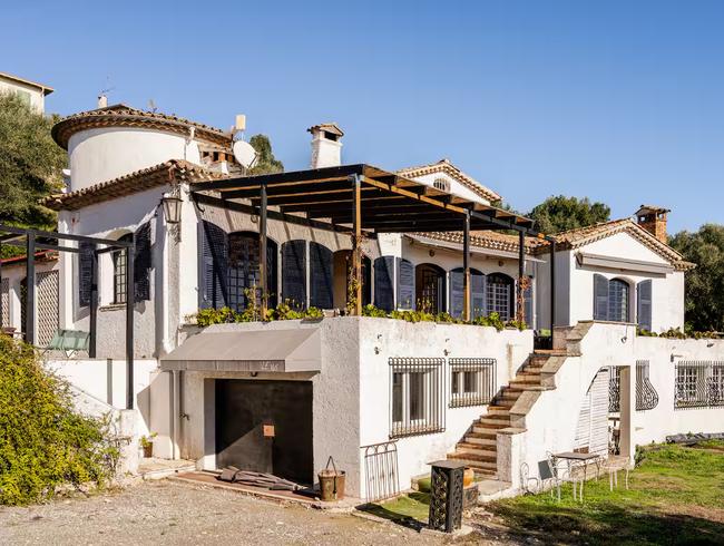 Villa with Sea and Mountain Views in Nice | Native Spaces