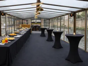 Glass-Roofed Restaurant with Natural Light in Paris