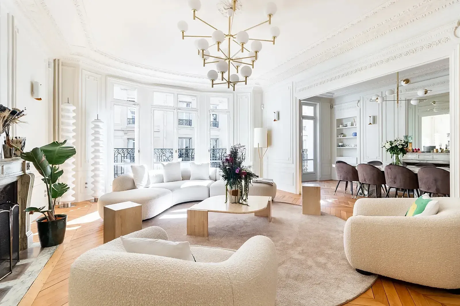 Elegant Haussmann Apartment for Events in Paris 16th