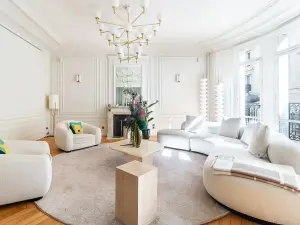Appartement Haussmannien Élégant pour Événements à Paris 16e