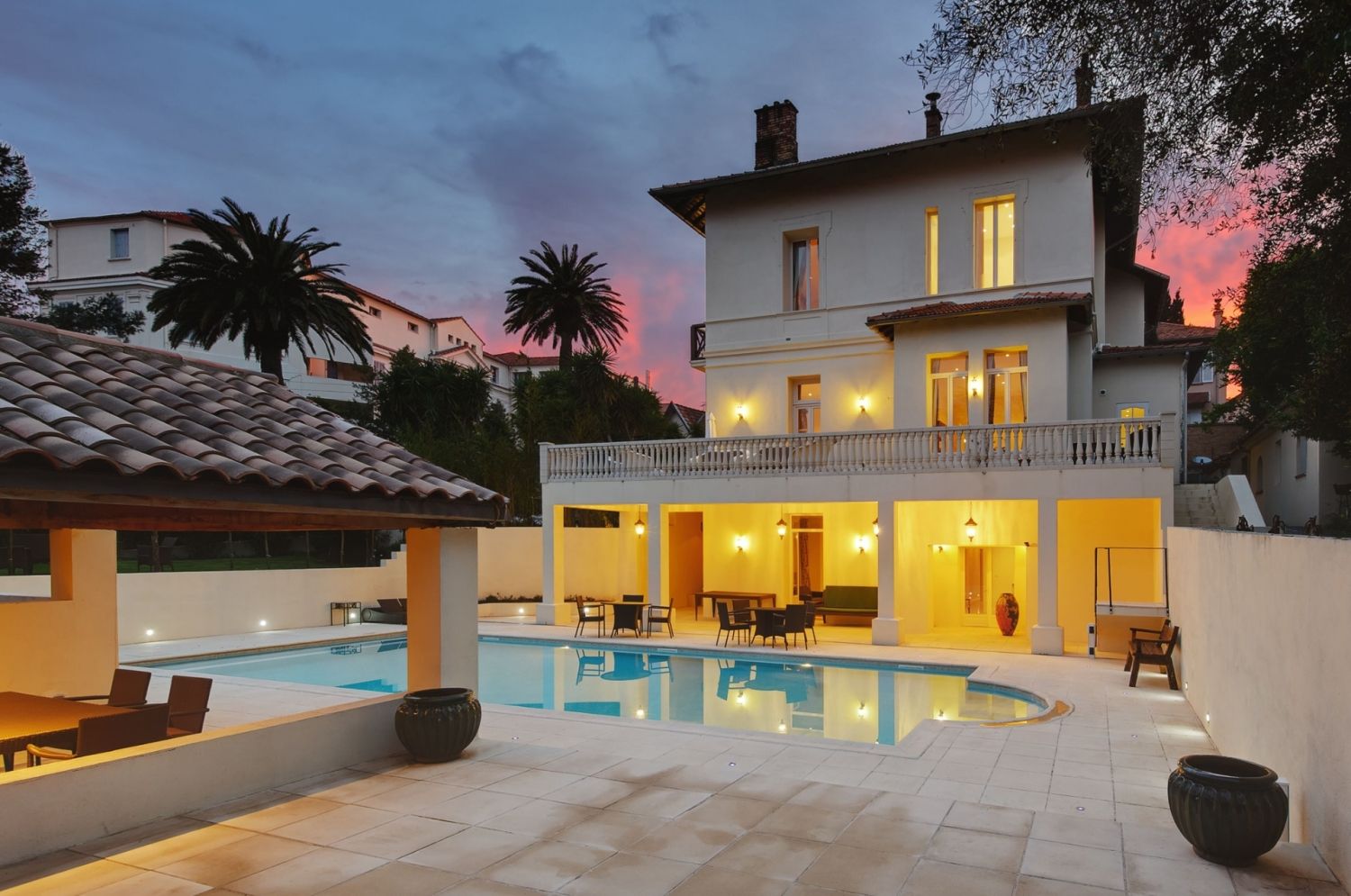 Elegant Central Cannes Villa with Pool for Large Events & Retreats