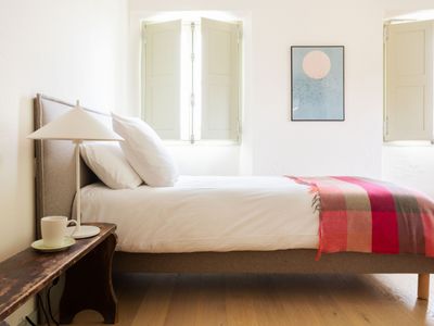 Beautiful property in a 9 hectare estate with views of the valley and the mountains