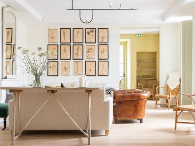 Beautiful property in a 9 hectare estate with views of the valley and the mountains