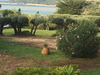 Terrasse et jardin avec vue sur mer exceptionnelle 