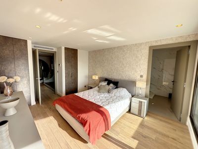 Luxury Duplex Penthouse in Cannes with Sea Views & Terrace