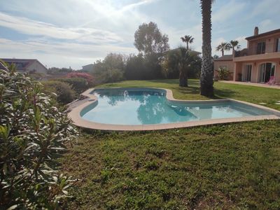 Stunning 450m² Garden with Sea View | Perfect for Events in Carqueiranne
