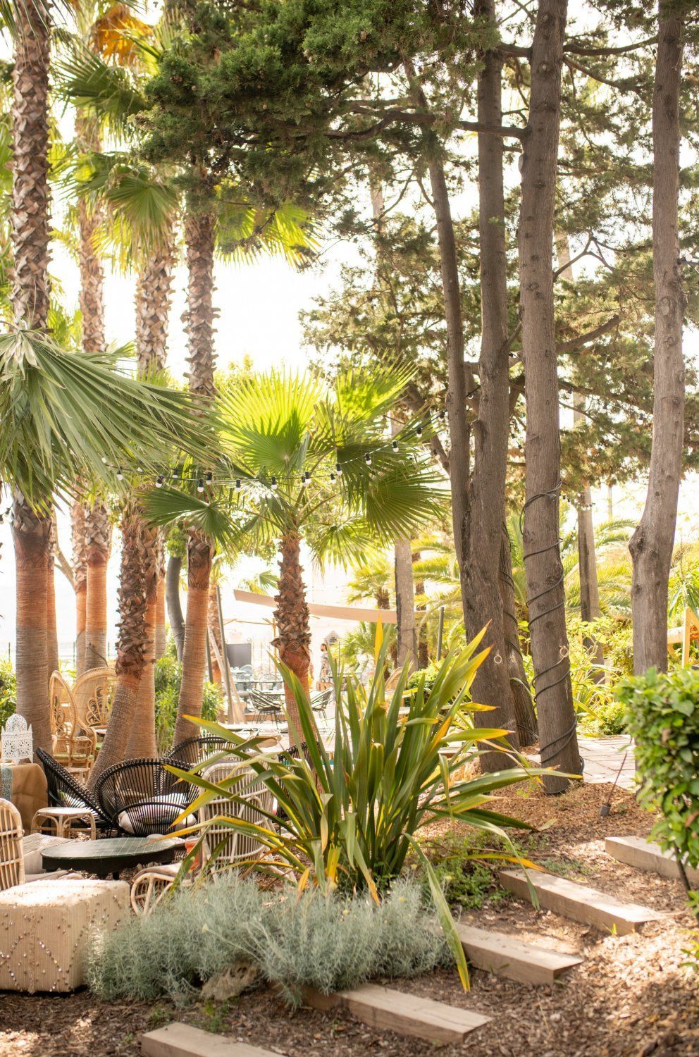 El Djézaïr: Historic Neo-Moorish Villa & Beachfront Event Venue in Antibes