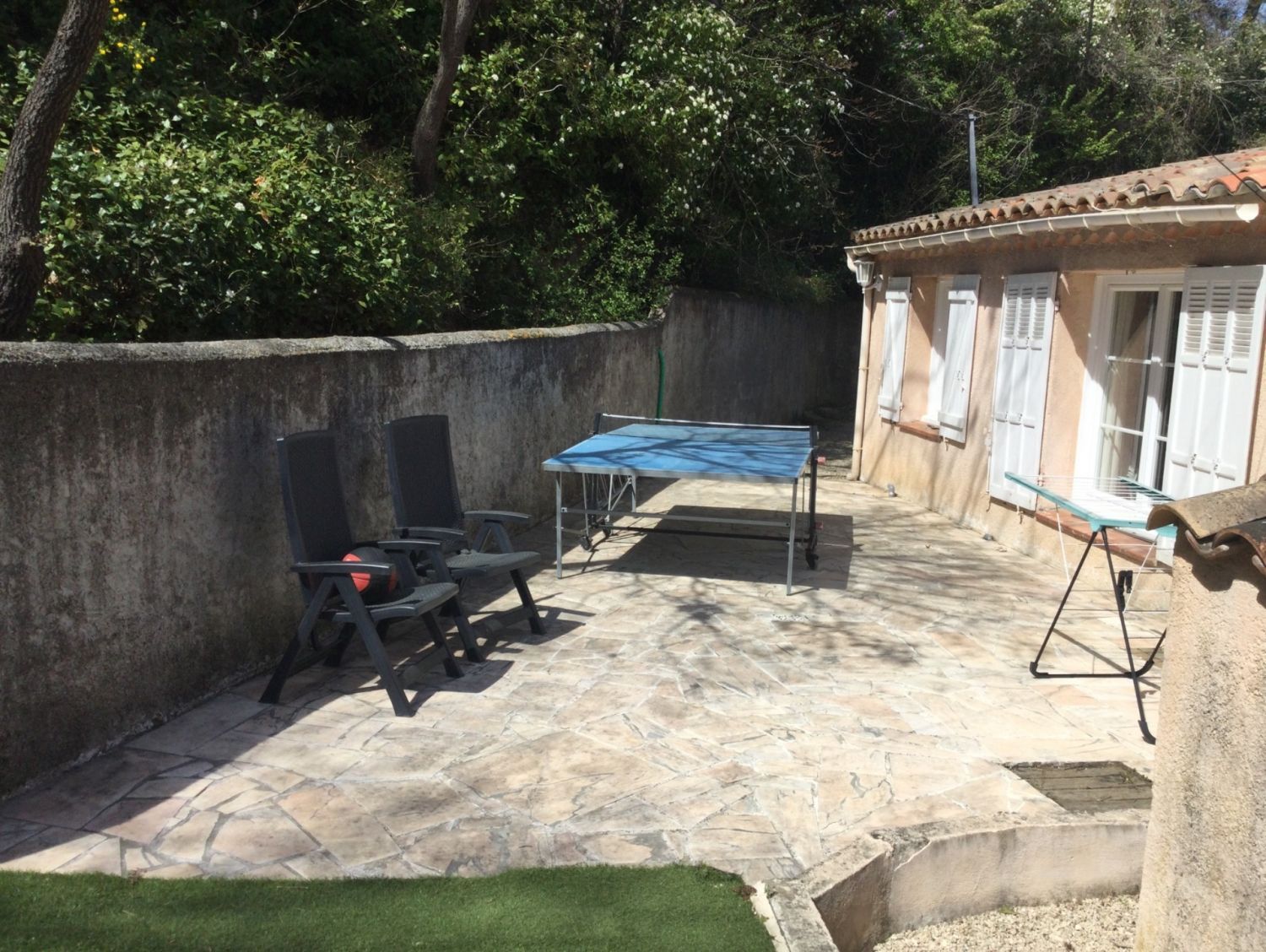 Hacienda à Aix-en-Provence avec Piscine et Terrasses pour Événements