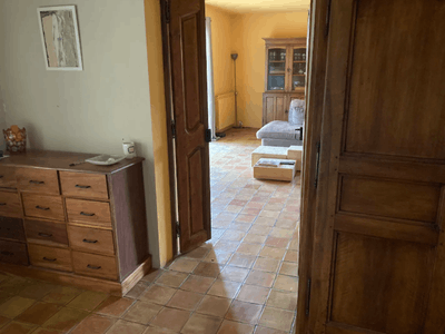 18th-Century Farmhouse Venue with Pool near Aix-en-Provence Golf Course