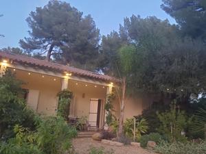 Maison familiale avec piscine et court de tennis pour événements à Sanary-sur-Mer