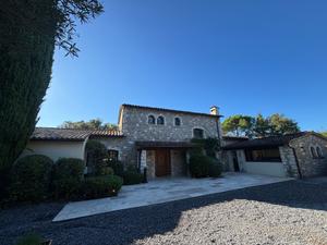 Villa with garden and meeting room in Sophia Antipolis