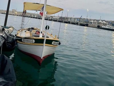 Authentic Pointu (boat)