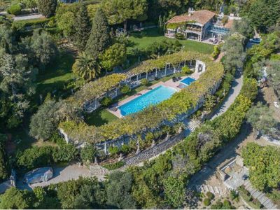 Elegant Historic Estate in Cannes with Sea View & Grand Event Spaces