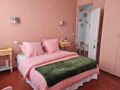 Refined Townhouse with Garden for Intimate Events in Cannes Center