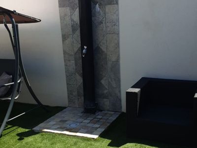 Piscine chauffée & bar dans un écrin de détente