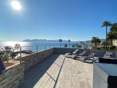 Luxury Sea-View Penthouse Near the Palais for Cannes Events & Receptions