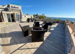 Cannes Penthouse 4 bedrooms with big terrace and sea view, 5 minutes from the Palais 