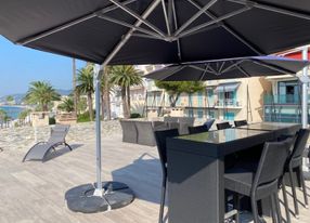 Cannes Penthouse 4 bedrooms with big terrace and sea view, 5 minutes from the Palais 