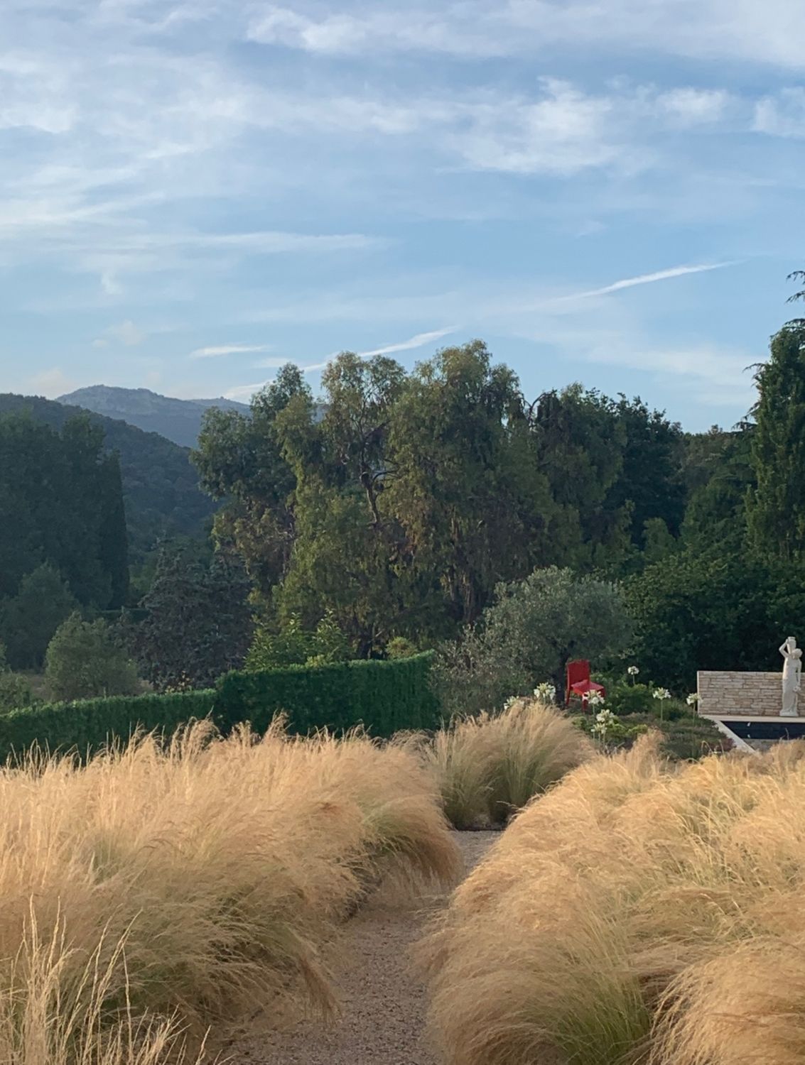 Piscine d'eau salée dans un cadre intime et sauvage