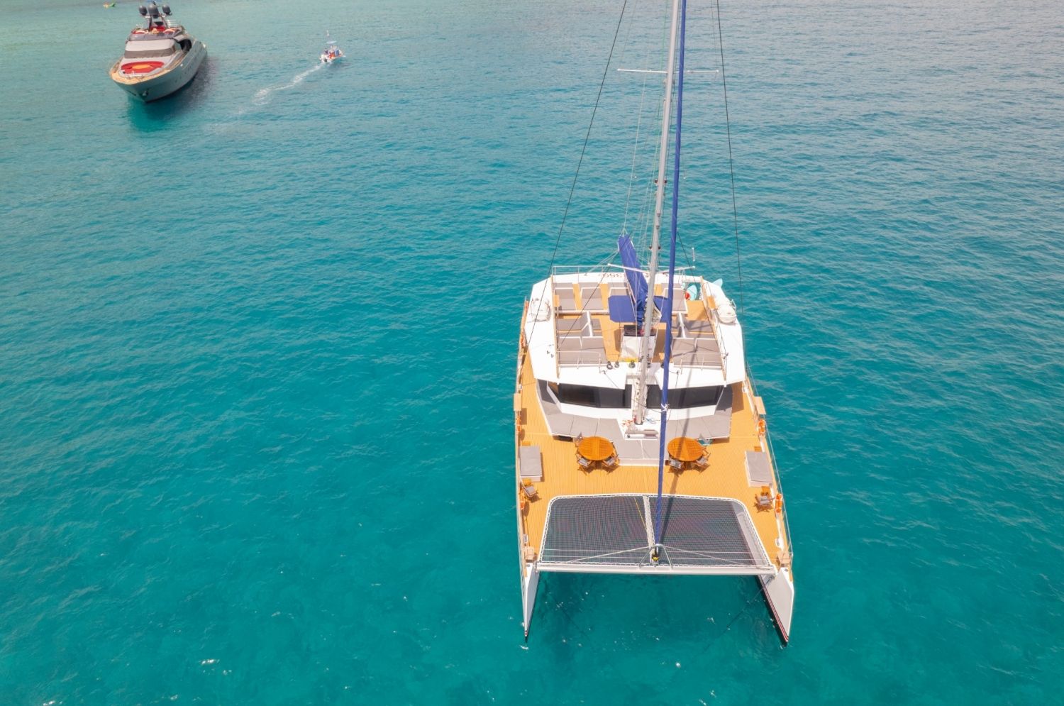 Maxi-catamaran pour votre événement privé ou professionnel !