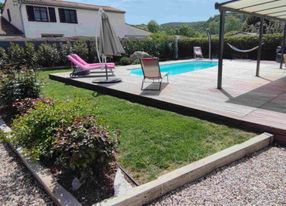 Private swimming pool rental with terrace and garden and terrace 15 minutes from Nice