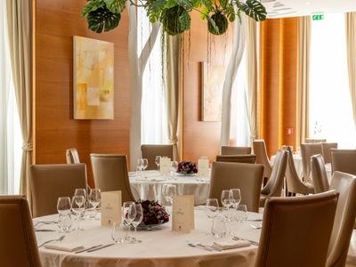 Elegant and harmonious room for your events in a 5* hotel