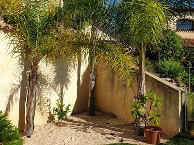 180 degree sea view swimming pool area