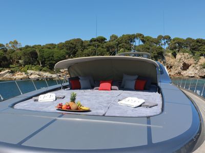 Elegant Cannes Motor Yacht for Private Cruises & Events on the Water