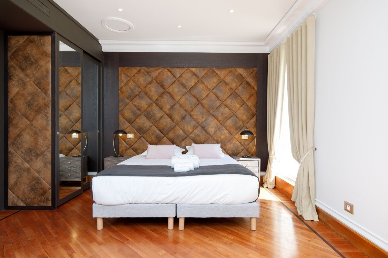 Penthouse in front of le Palais with private swimming pool