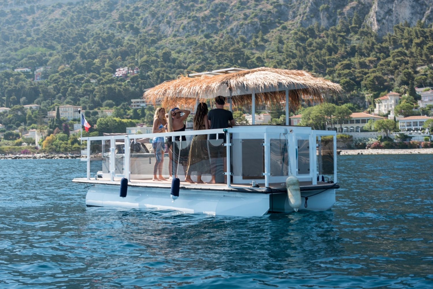 Fête en bateau de croisière