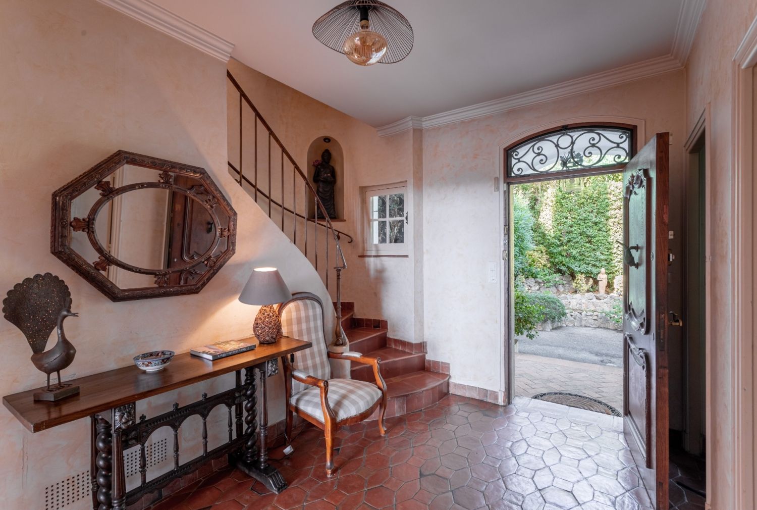 Wonderful Villa with Seaview