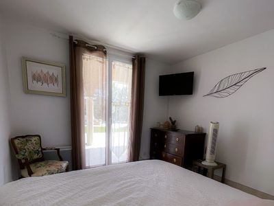 Magnificent estate surrounded by organic vines