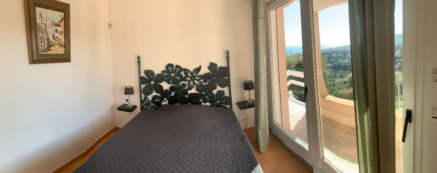 Villa de charme avec vue sur la mer, piscine chauffée &amp ; jacuzzi