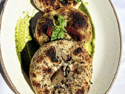 Italian restaurant in the center of Cannes, 5 minutes walk from the Palais des Festivals