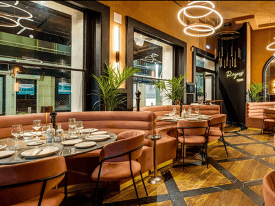 Chic Italian Restaurant in Cannes Carré d'Or for Private & Corporate Events