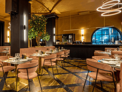 Chic Italian Restaurant in Cannes Carré d'Or for Private & Corporate Events