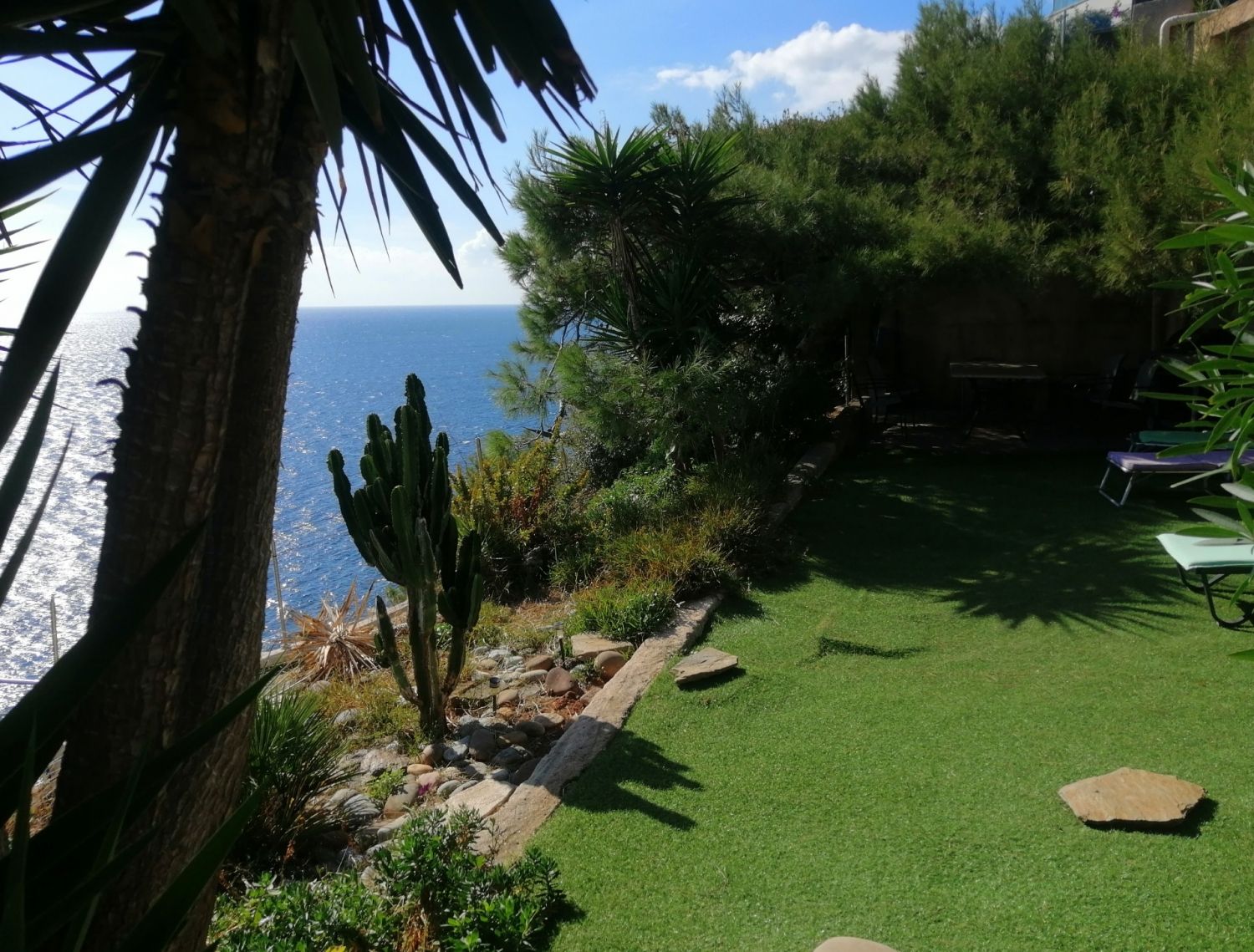 Villa sur la falaise avec piscine chauffée 