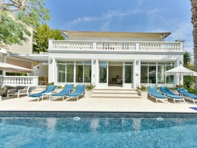 Luxury Cannes Villa with Pool Near the Croisette for Events & Stays