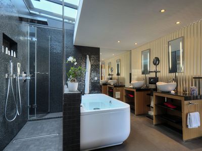 Design penthouse terrace suite for intimate events